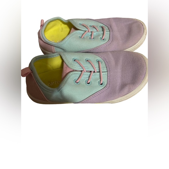 Carter’s toddler girls size 12 color-block sneakers - Picture 2 of 3